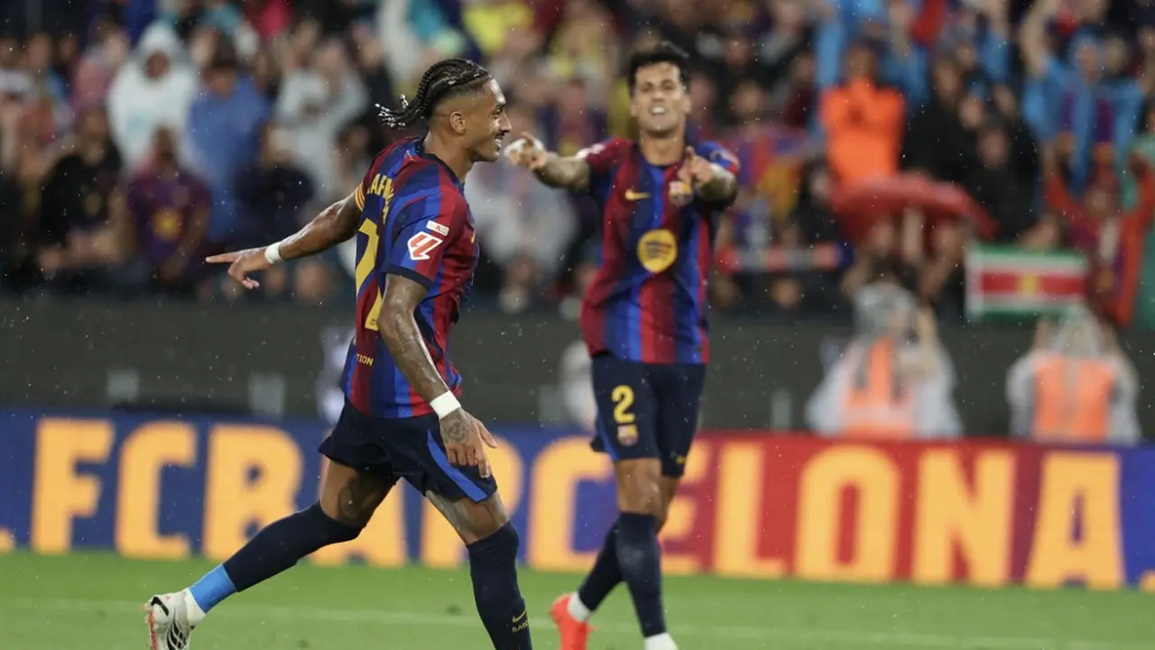 Barcelona Pesta Tujuh Gol atas Racing Santander, Raphinha Jadi Bintang dengan Hattrick